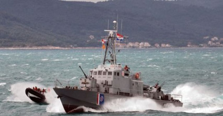 Brod hrvatske Obalne straže sudjelovao u akciji  spašavanja grčkog tegljača kod Mljeta